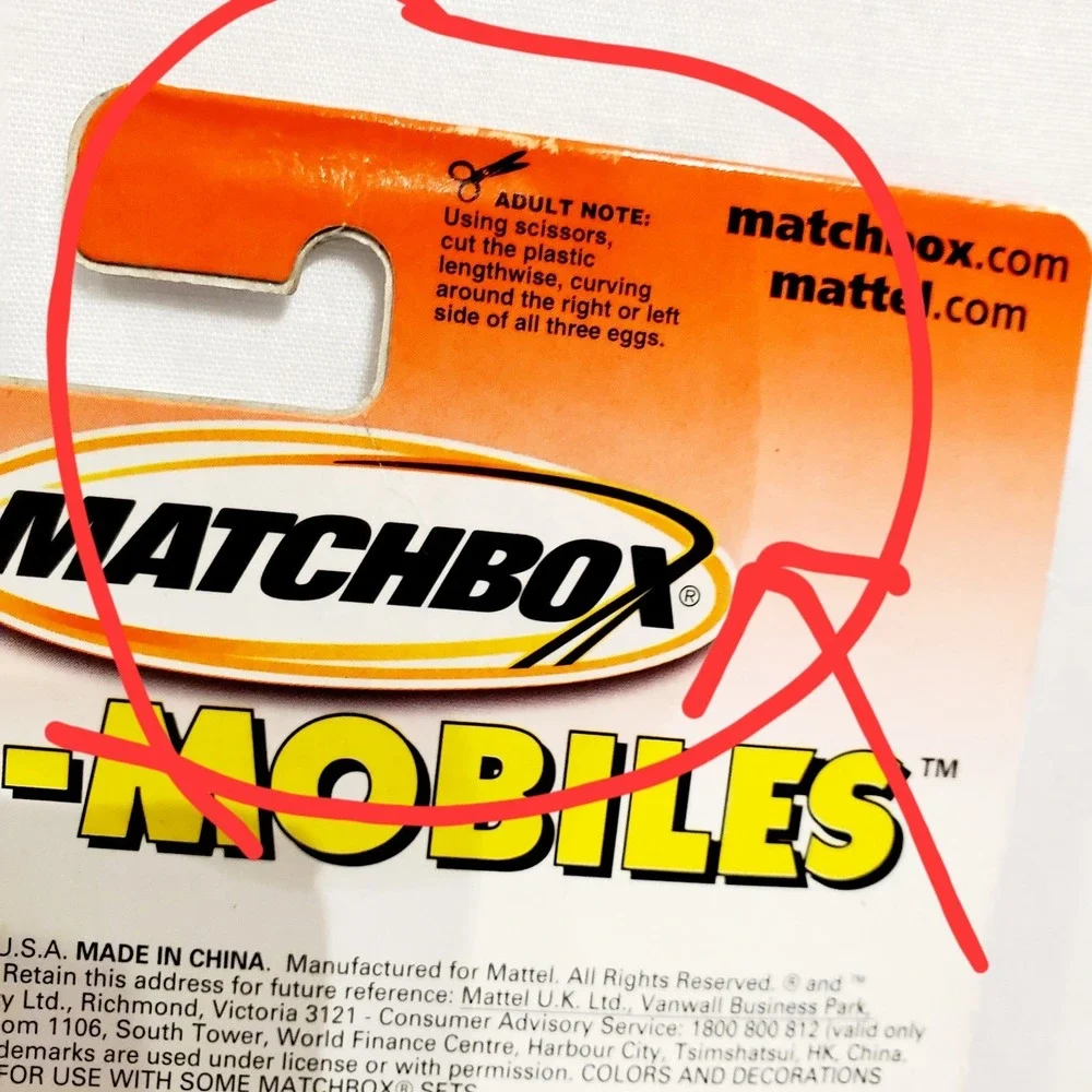 2002 Matchbox Egg-Mobiles 3 Eggs Each Contains One Matchbox Car, Pkg Has Issues